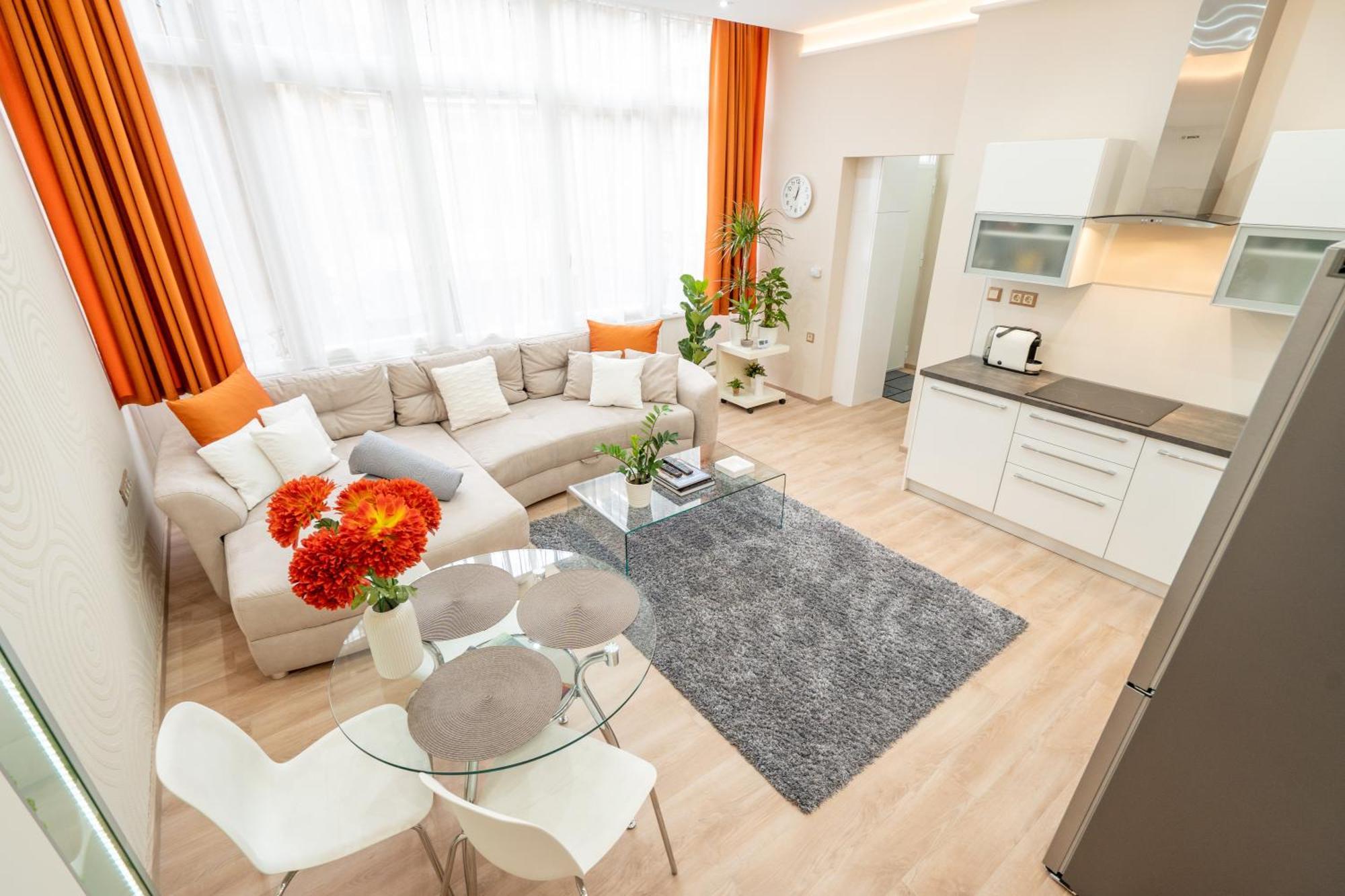 Appartement Modern, Quiet & Cozy In The Middle Of Downtown Near Danube At Fashion Street