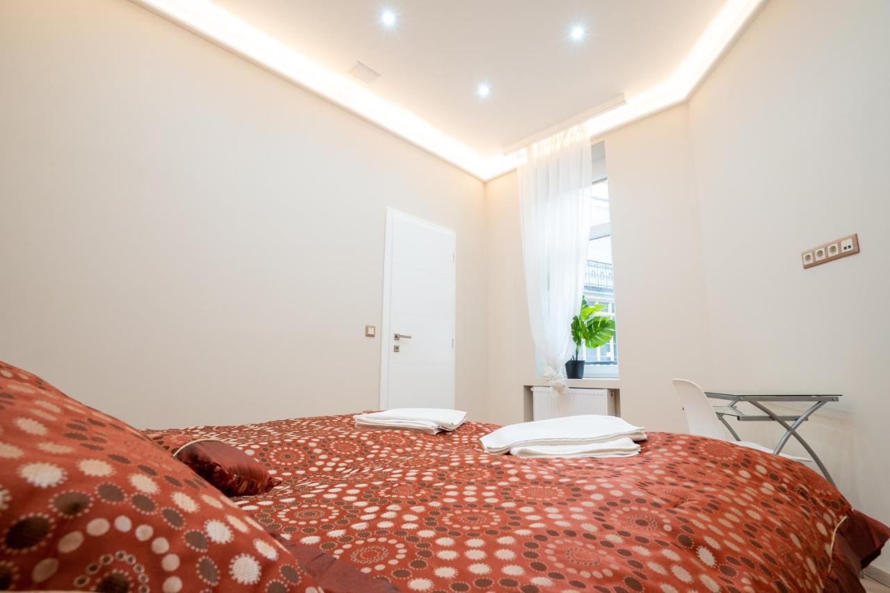 Appartement Modern, Quiet & Cozy In The Middle Of Downtown Near Danube At Fashion Street Boedapest